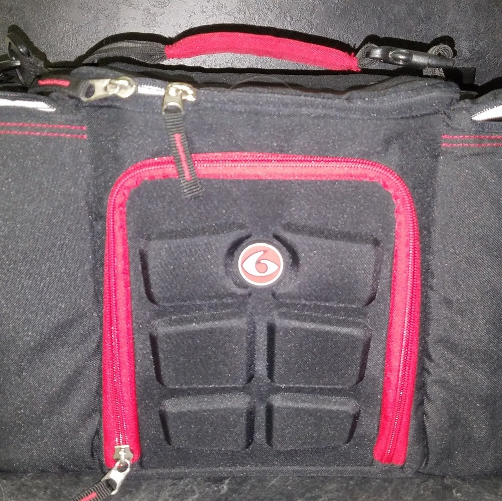 Six Pack Innovator cooler